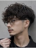 スペインカール無造作スパイラルパーマフェード外国人風刈り上げ