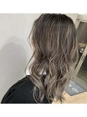 グレージュ