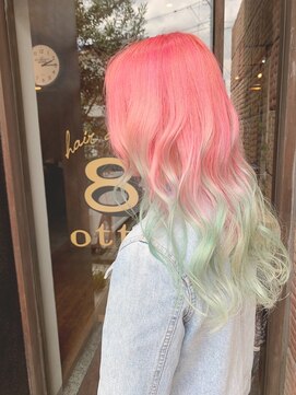 ヘアアトリエオット(hair atelier 8 otto) 鬼滅カラー　恋柱モデル甘露寺蜜璃