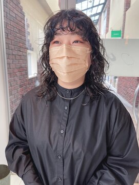 オーイット(ooit) *くるくるパーマ×ミディアムヘア*