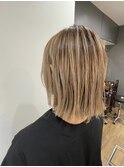 切りっぱなしボブ×ハイライト