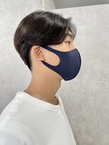 イト(ito)&nbsp;メンズ韓国系ヘアツーブロックセンターパート～糸ito～HIRO