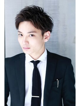 クリフ バイ リップス ヘアー(CLIF by LIPPS hair) ビジカジ 刈り上げ ツーブロック