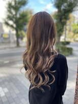 フツーロ 栄(FUTURO) プルエクステ