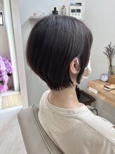 ツムギ(tsumugi) くびれショート