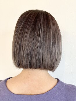 気になり始めた白髪も上品×お洒落に◇白髪を「隠す」から「魅せる」カラーへ＊[白髪染め/白髪ぼかし]