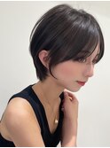 黒髪　ボブルフ　ネビージュ　小顔　ワンレン　スペインカール