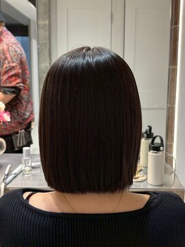 ファルベ(Farbe) 黒髪/オリーブグレー/小顔/ココアベージュ