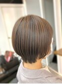丸みと収まり重視のショートボブ