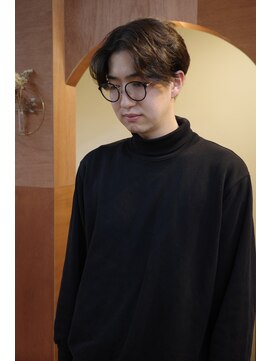 エディ(Edy) メンズセンターパートマッシュニュアンスパーマケアパーマ岡山