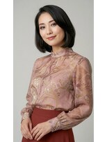 コートフィールエー(CO_T feel.a)&nbsp;上品な大人の余裕。骨格を美しく魅せる、洗練された耳掛けボブ