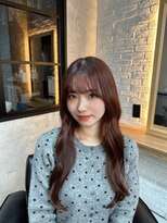 ウィローズ(WILLOW'S)&nbsp;ピンクブラウン×ローレイヤーでまとまる艶ロング