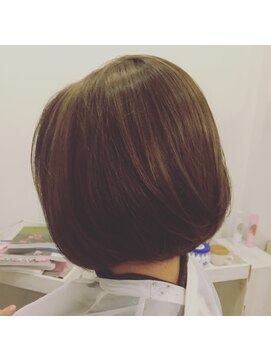 カタチヘアー(HAIR) 16。。。ナチュラルボブのカタチ。。。