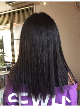 モアニ ケラ(Moani Kela) ナチュラルストレート