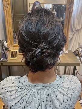 ローラン(ROULAND) 【ＲＯＵＬＡＮＤ坂本】ゆるふわ編み込みシニヨン