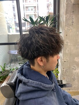 ロンドガルマン 名古屋(Lond GULLMAN) ツイストスパイラルパーマ