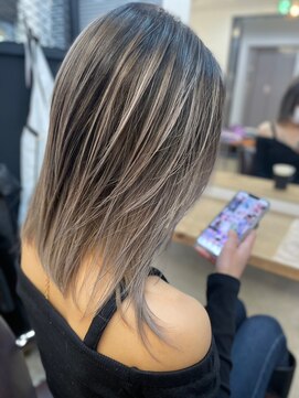 ジャンクス 千葉(junks) グレージュカラー/シルキーベージュ/艶髪ボブ[千葉/千葉中央]