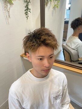 ルームスヘアー(Rooms Hair) ツイストパーマ (☆)