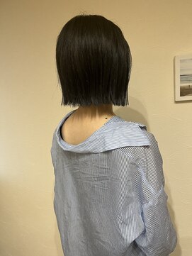 フィーラ(Feela) ミニボブ
