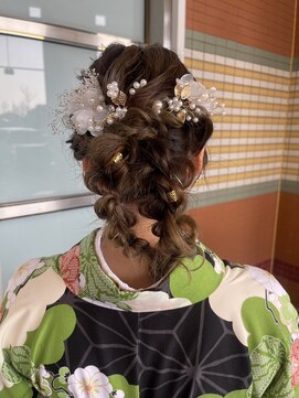 ミューシグ(mysig) ツインでポニーテール