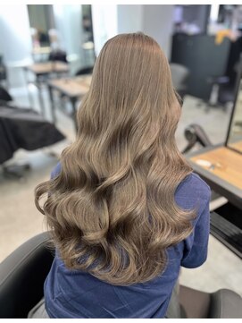 リンドトウキョウ(LINDO TOKYO) 明るめグレージュカラー