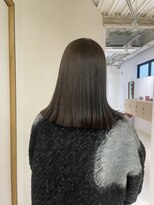 ニール 名古屋 伏見 丸の内(NEELU)&nbsp;【Neelu_hina】柔らかいブラウンベージュ