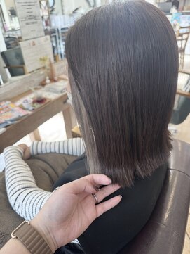 リムアズール 郡山店(Rim Azur) 切りっぱなし×イヤリングカラー