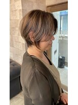 プラグ ヘアーデザイン 大名店(PLUG hair design)&nbsp;ショートボブ/ショートヘア/脱白髪染め/白髪ぼかし/髪質改善