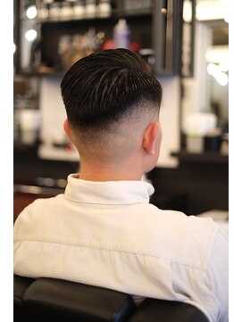 ブロートーキョーバーバーショップ 神田店(Bro Tokyo BARBERSHOP) 【神田】メンズバーバースタイルスキンフェード