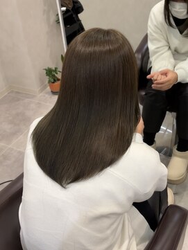 ジル(JiLL.) ブリーチなしダブルカラーオリーブ