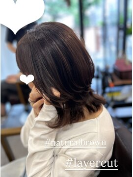 レイリー(LAiLy) 鎖骨ミディアムレイヤー