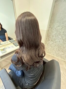 ネリネ きてみてまつど通り店(Nerine) レイヤーカット/暗髪透明感カラー/髪質改善/艶髪/松戸