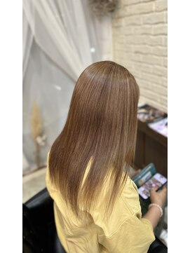 イロ(iro) 似合わせカット+白髪ボカシ+髪質改善