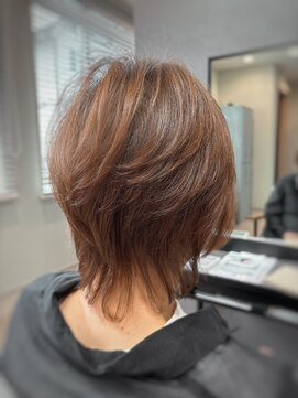エオン(eon) ・セミウルフ【eon】大人女性、白髪、マイナス6歳ヘア