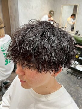アポロ 横浜駅店(apollo) 197. 波巻きツイストスパイラル/卵型/ウェット/短髪