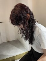 アトリエノエラ(Atelier Noella)&nbsp;少し差がつくロングパーマ【西岡】