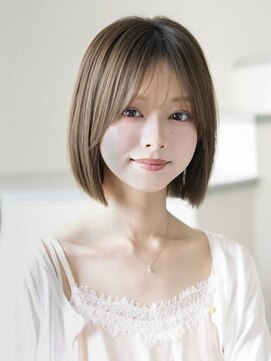 フルーリ(fleuri) 小顔ショート 切りっぱなし シースルーバング