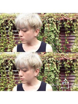 ロイ プラスアティック(roi +attic) 谷町6丁目美容室◆異空間美容室roi◇