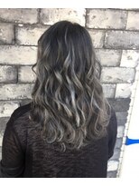 ラヴィエール(LAVIERE by R-EVOLUT)&nbsp;LAVIERE柿本流☆外国人風×バレイヤージュ