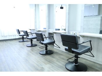 KHAIR 【ハイル】