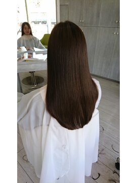 エス ハート オブ ヘアー 名東店(Heart of HAIR) サラツヤストレートスタイル