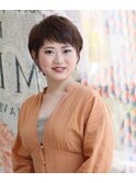 大人ショートレイヤー