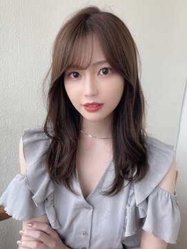 アフロート ディル(AFLOAT D'L) 20代30代40代小顔外ハネミディアムひし形シルエットくびれミディ