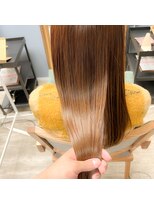 アンフィシュピトロワ(AnFye spi tlow)&nbsp;［AnFye］滑らかな髪に髪質改善トリートメント