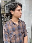 サイドパートウルフツーブロックハードスパイラルパーマ / 井上