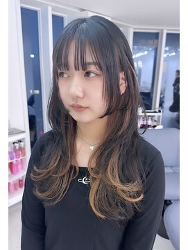 レミエ ダイカンヤマ(lemiie) 姫カット×ロングウルフ×インナーカラー  レイヤーカット