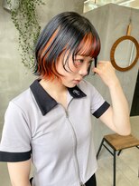 テトヘアー(teto hair) ミニボブ、切りっぱなしボブ、インナーカラー、オレンジ