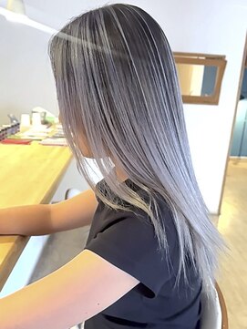 ブレイズヘアー(BLAZEhair) 【透明感バツグン】ホワイトバレイヤージュ×ブリーチ2回