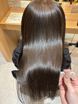 オーク 戸塚(OAK) オリーブカラー/質感再生カラー