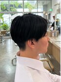 刈り上げショートセンターパート